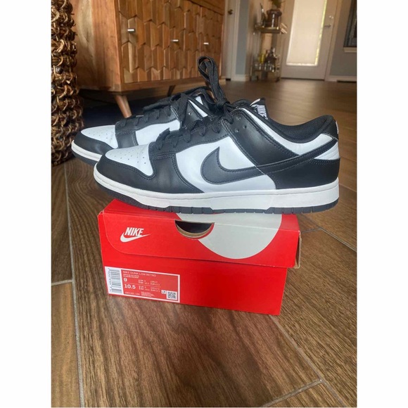 NIKE Dunk Low Panda - Picture 6 of 6